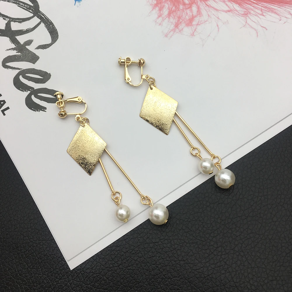 

Gold Siver Rhombus Pearl Earrings for Women Fashion Dangle Drop Clip-on Earrings Non-pierced Party Jewelry Hypoallergenic