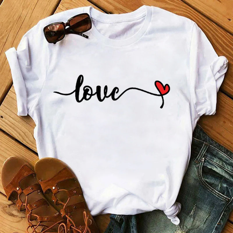 Женская футболка с принтом Love Heart Повседневная Свободная мультяшным женские топы