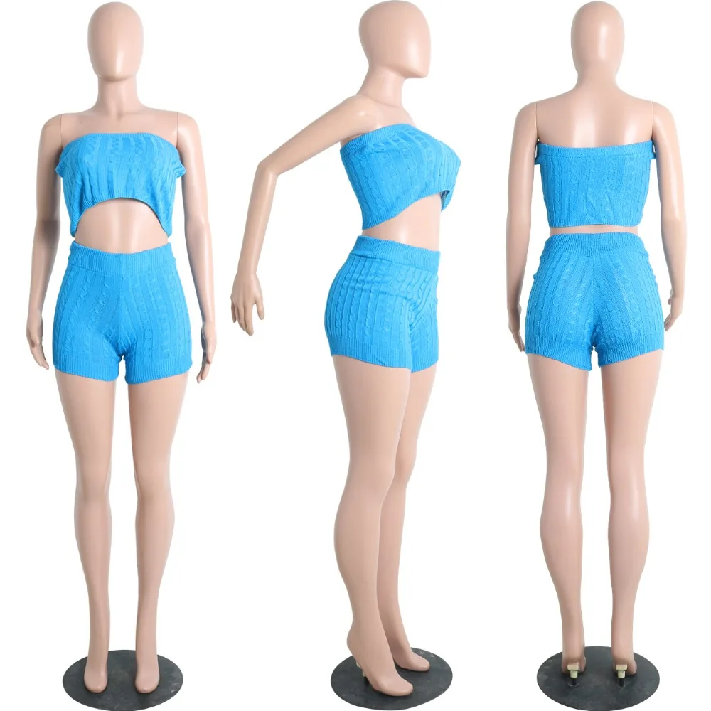 11695057695_1745504819