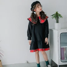 В Корейском стиле черного цвета с длинными рукавами толстовки для девочек платье осень-зима клетчатое лоскутное одеяло Детское платье