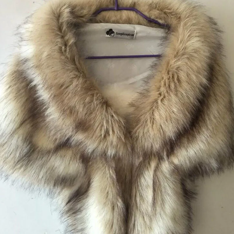 Синий Purple Fur Shawl Short Faux Rabbit Fur Wraps Bridal Jacket Women Cape Fourrure Feather Bridal Cape - Цвет: Синий