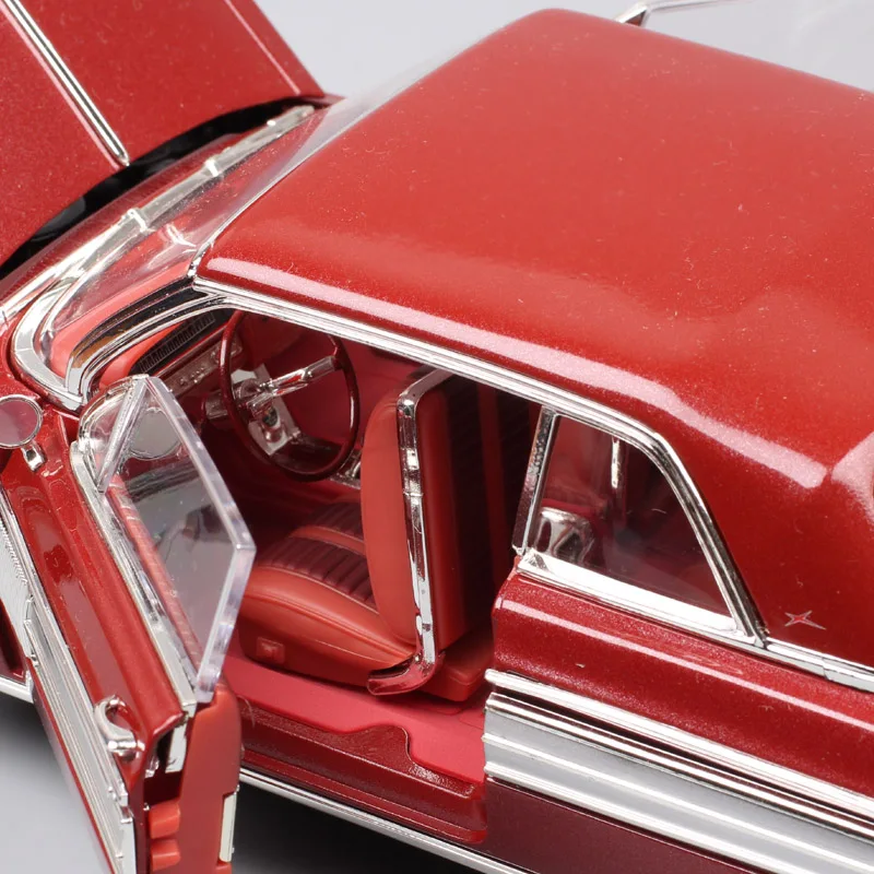 Большой Детский 1/18 дорожный знак Ретро 1962 Olds мобильный StarFire Diecasts& Toy Vehicles Весы Модель автомобиля миниатюрный автомобиль