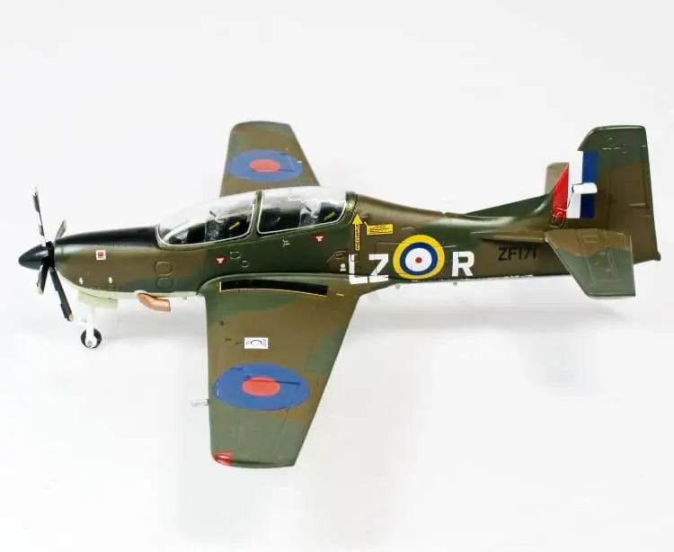 Британский короткий TUCANO T1 RAF 207 SQN-SPITFIRE 1/72 литье под давлением модель самолета AV72