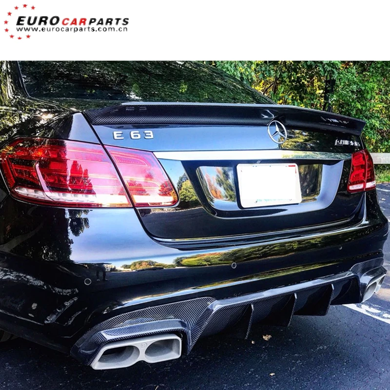 Диффузор E63 с наконечниками для выхлопной трубы подходит MB E class W212 to B style diffuser