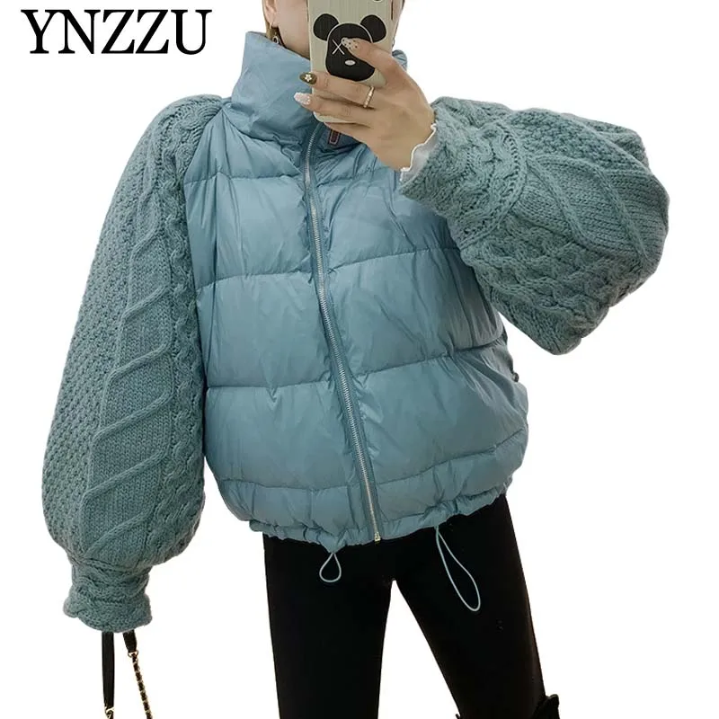 YNZZU вязаный рукав Лоскутная Женская пуховая куртка Водолазка Толстая теплая 90% белая утка вниз пальто зимнее короткое пальто YO924