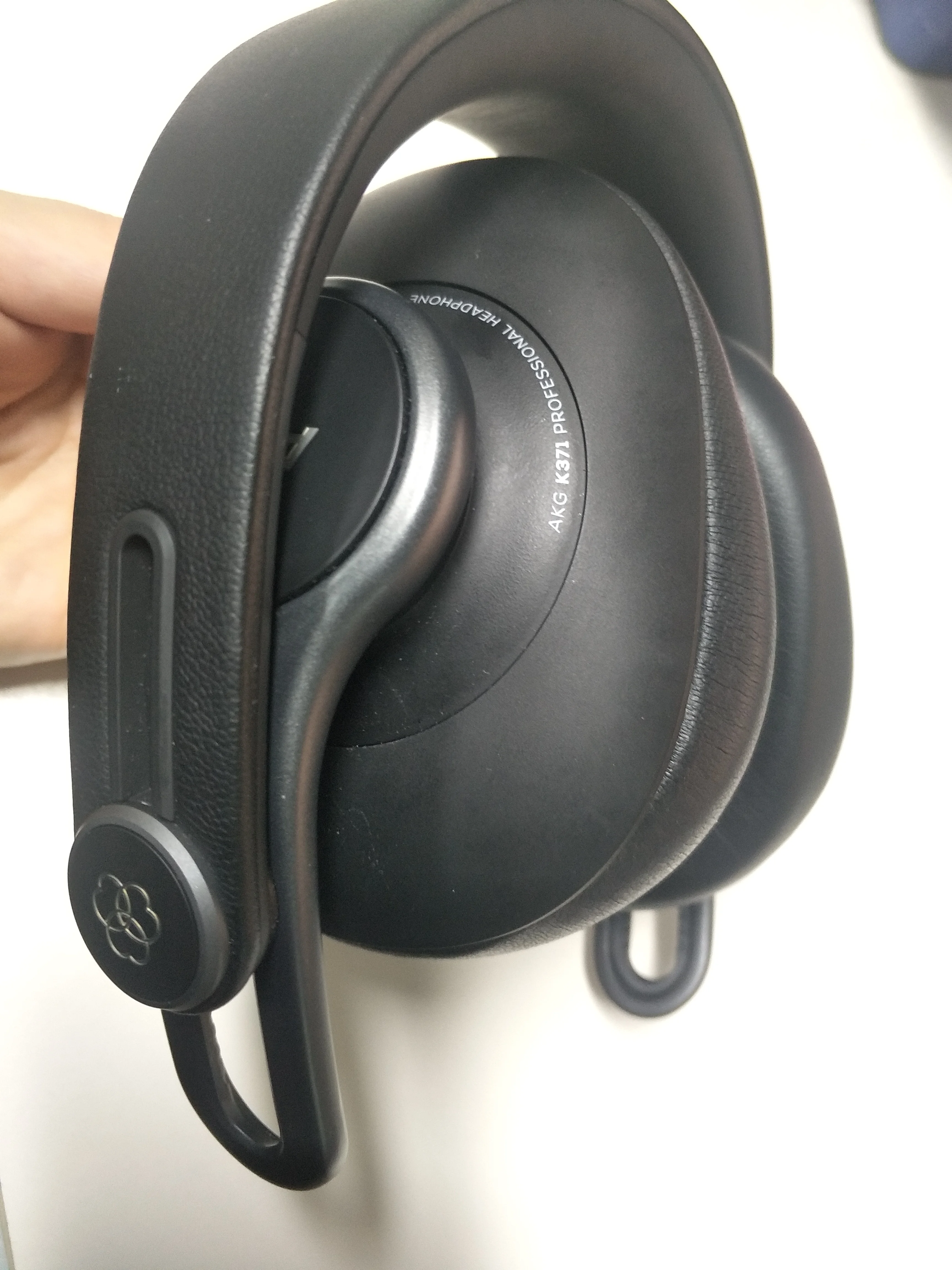 95% Earphone \u0026 Headphone Baru AKG K371 Earphone Audio Portabel Earphone  Berkabel Profesional Earphone Rekaman Pemantauan Tertutup - AliExpress  Elektronik konsumen