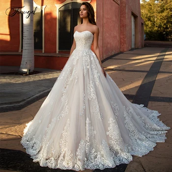 

Traugel Sweetheart A Line Lace Wedding Dresses Chic Applique Sleeveless Lace Up Bride Dresses Court Train Bridal Gown Plus Size
