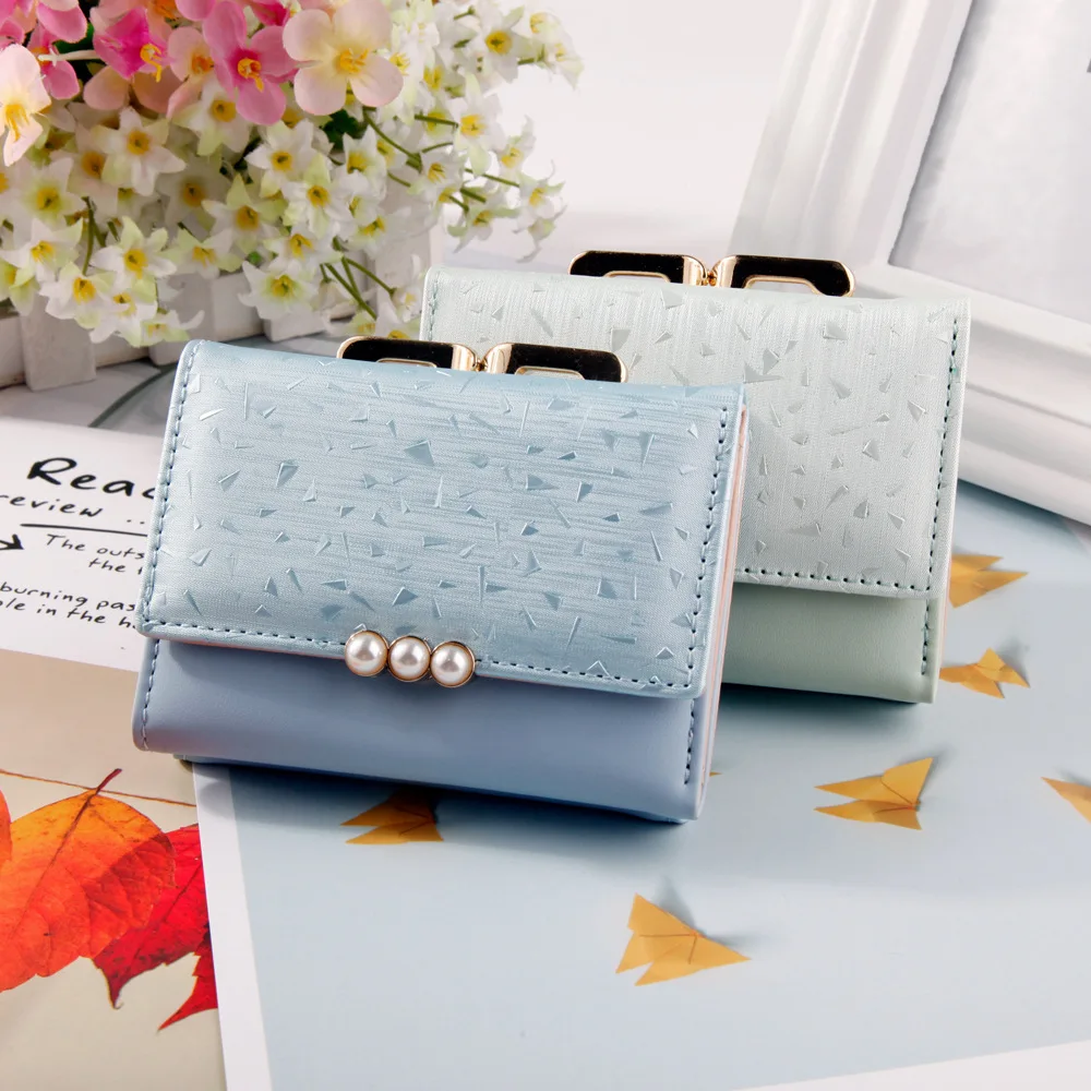 

Women Short Candy Color Wallet Pearl Decorthree Fold Large Capacity Coin Purse Leather Hasp Small Purse Cards Holder Girl Bag PU