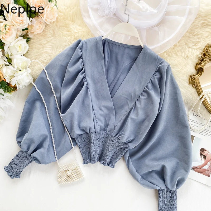 Neploe Ins, тонкая талия, крыло летучей мыши, короткая блузка для женщин, v-образный вырез, пышная блуза с длинным рукавом, эластичный пуловер, плиссированная рубашка, осень, новинка 47901
