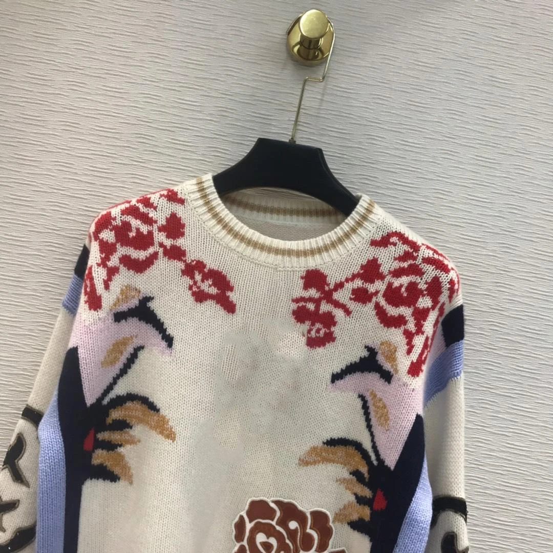 new ladies fashion long-sleeved sexy embroidery intarsia sweater 0902