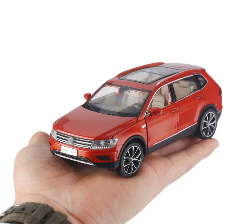 1/32 Alloy Pull Back Car Toys Tiguan L Diecast Metal Sound Light Toys  Vehicle For Decoration Collection