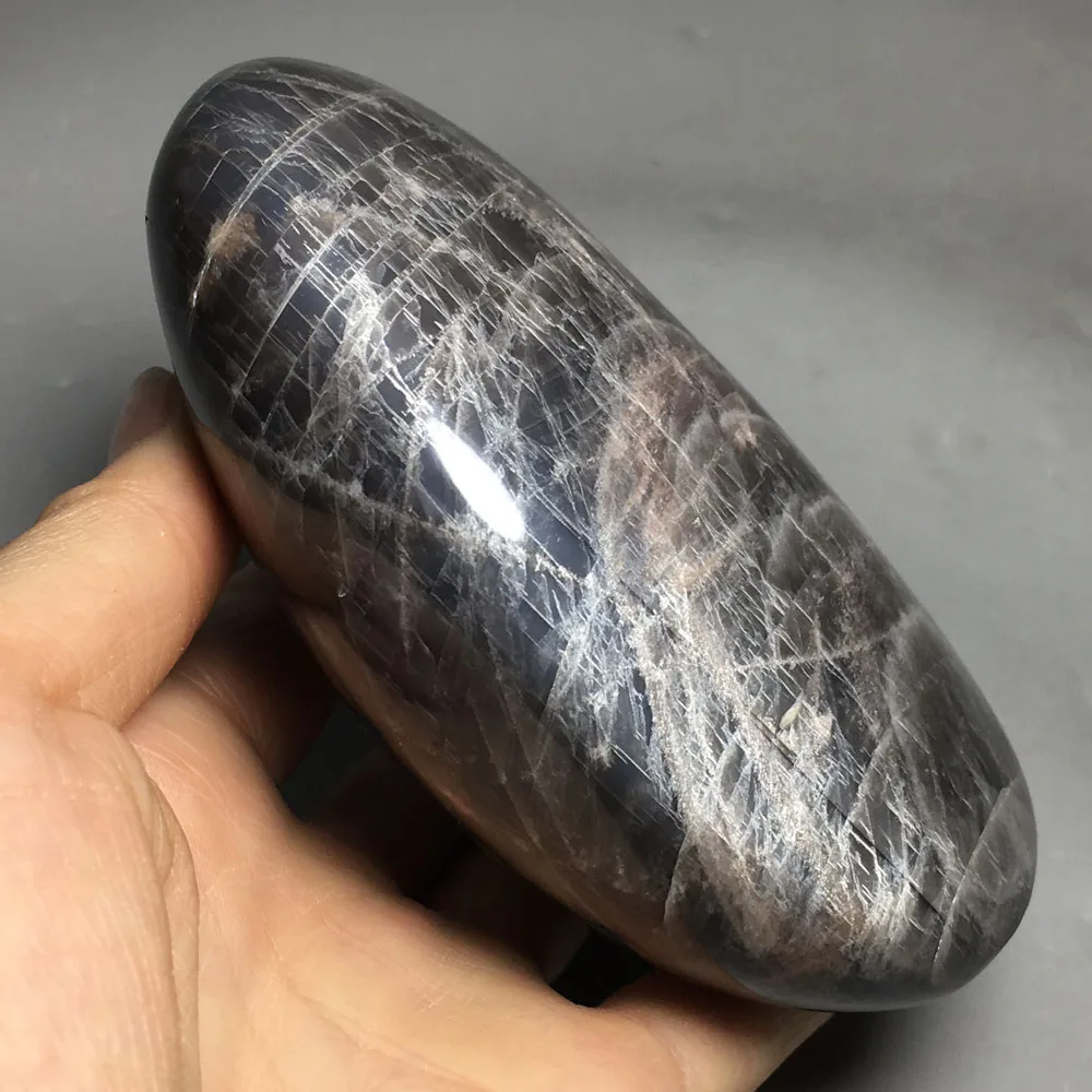 

685g Hot sale Natural quartz crystal polishing black moonstone freeform healing