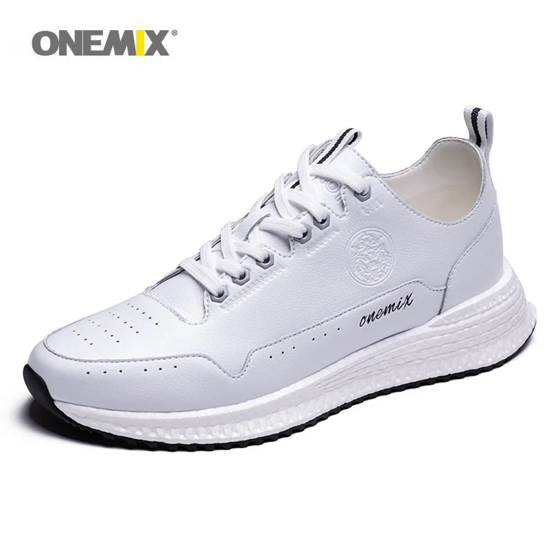 Мужские спортивные кроссовки ONEMIX трендовые удобные для пробежек на открытом