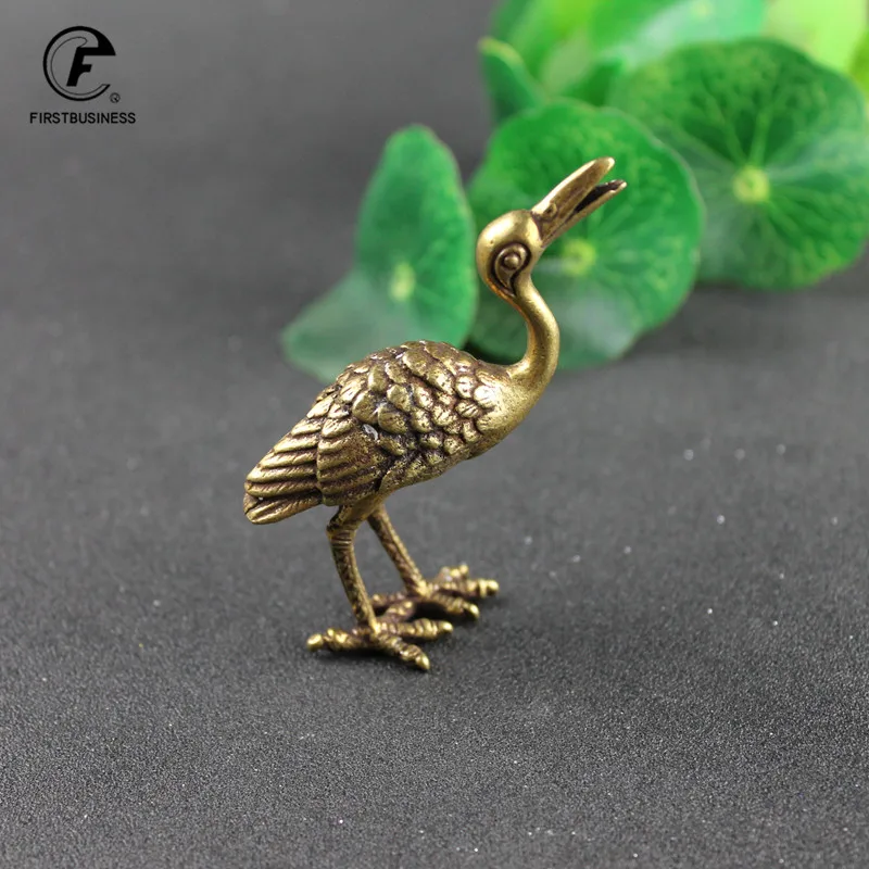 Solid Copper Chinese Feng Shui Animal Crane Sculpture Small Ornament Brass Tea Pet Home Figurines Office Desk Decorations