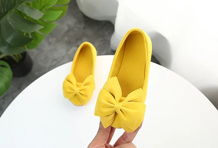 9944823529_1048281328