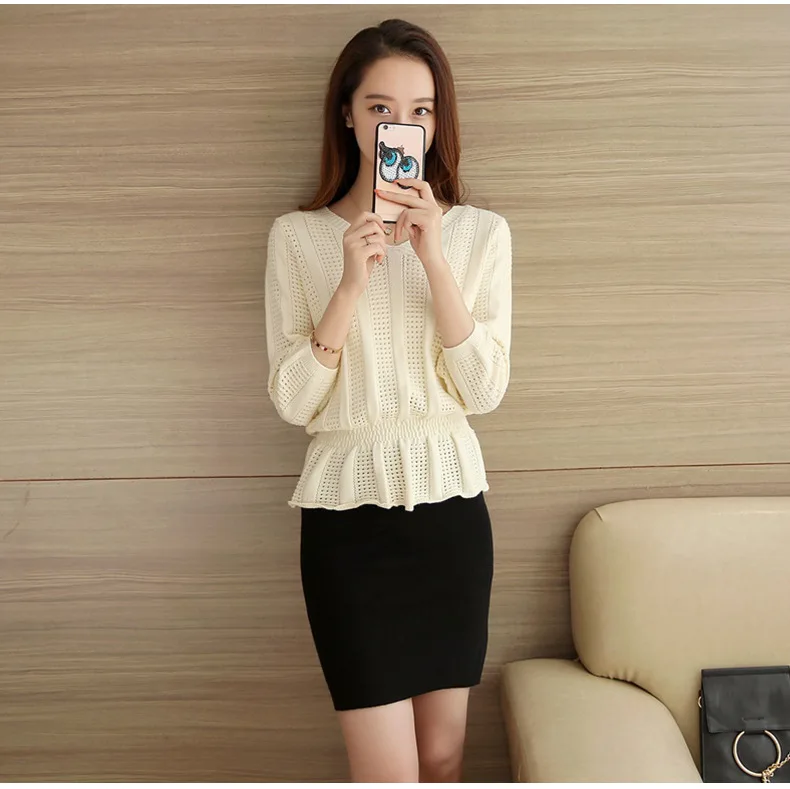autumn new hollow V-neck sweater women's Korean casual fashion sweater nine-point sleeve thin loose waist bottoming shirt