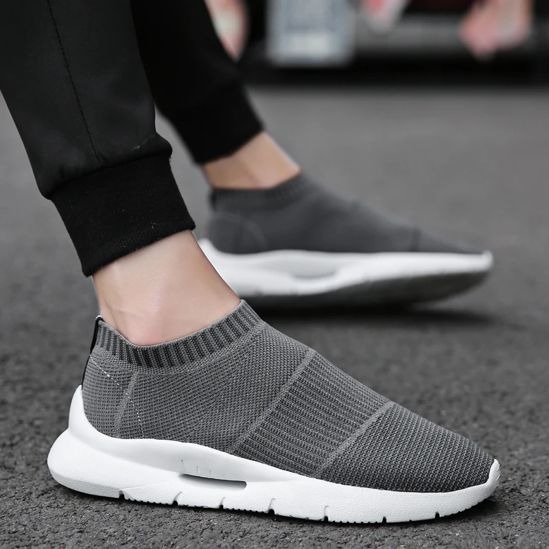 Теннисные туфли для мужчин высококачественные дышащие удобные светильник