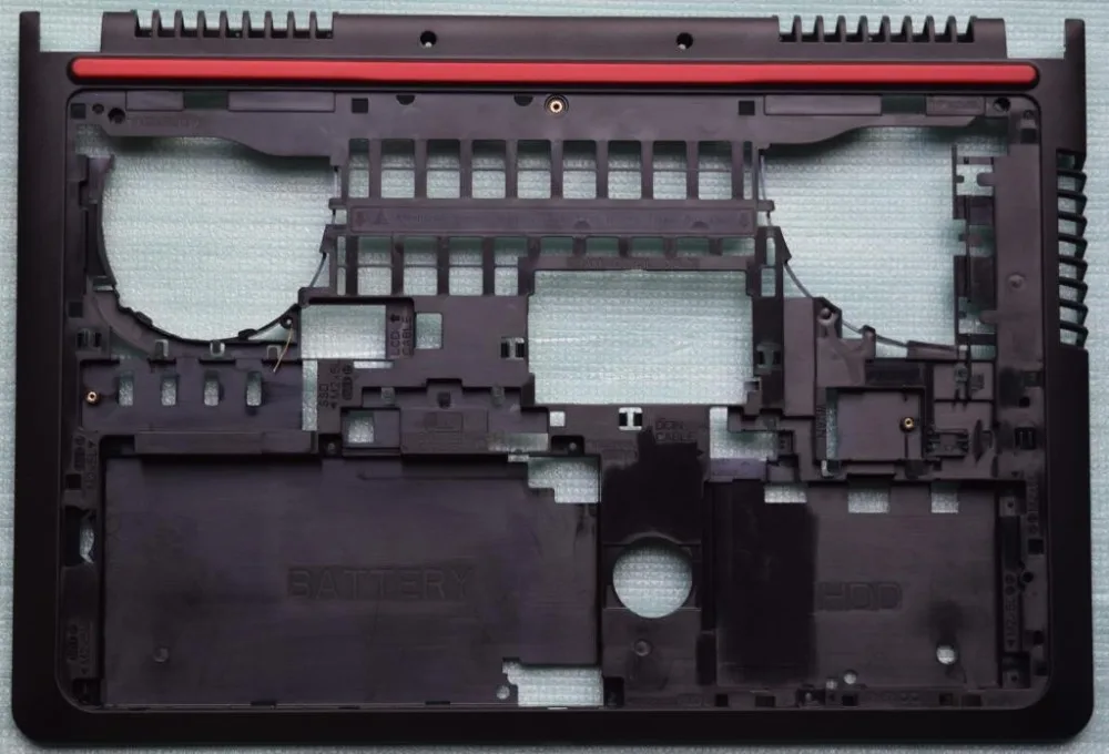 Тушка Нижняя крышка для Dell 15P 7000 5577 5576 7557 7559