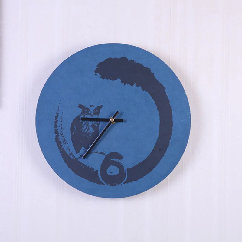 European 12 Inch Wall Clock Retro Living Room Wall Clock Creative Home Bar Decoration Clock Mute Clock Wooden Wall Clock