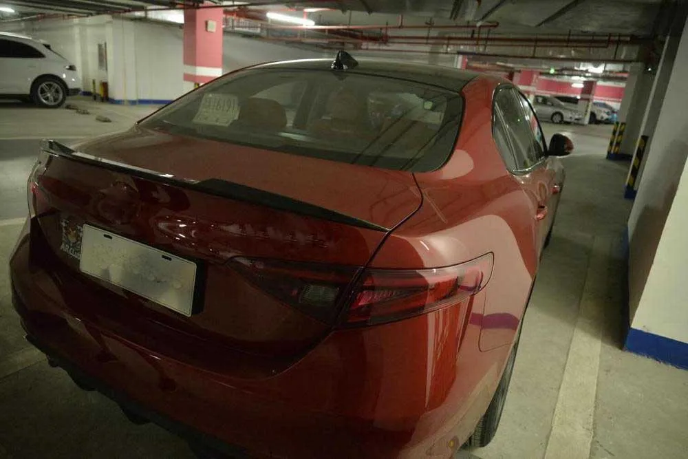 Для Alfa Romeo Giulia спойлер из углеродного волокна задний спойлер багажника черный отделка Quadrifoglio Verde