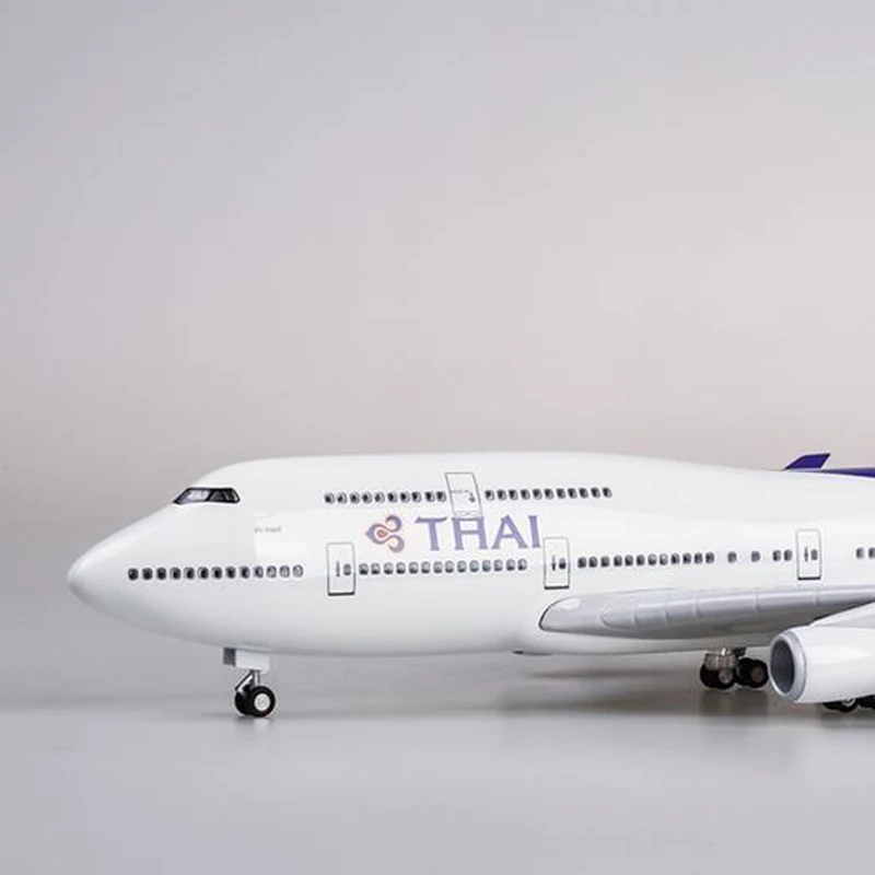 1/150 масштаб 47 см B747 модель самолета Thai Airways модель самолета с светильник и колесами полимерная модель самолета для коллекционного подарка