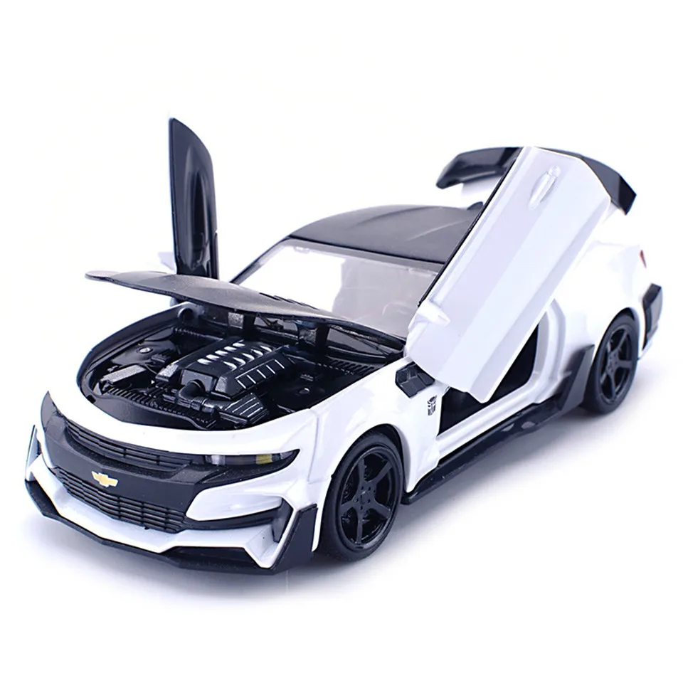 Горячая литая модель автомобиля 1:32 Шмель детские металлические игрушки Шевроле Камаро откатные колеса детские подарки на день рождения и Рождество - Цвет: White