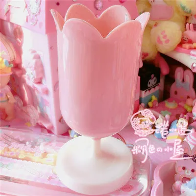 Lovely 4 Colors Pen Holder Office Organizer Pencil Pen Stand Goblet Holders Stationery Container Home Decor - Цвет: pink