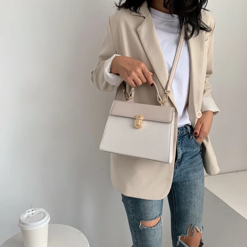 

Simple woman 2019 new ladder texture 100 lap shoulder bag fashion small fresh slanting small square bag