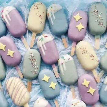 

4-cell Silicone Ice Cream Mold Popsicle Sticks Ice Cube Tray Freezer Maker Kitchen DIY Homemade Frozen Ice Lolly