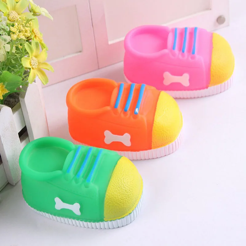 

Plastic Slipper Dogs Toy Pet Cat Puppy Chew Play Cute Slipper Shape Toy Squeaky Products