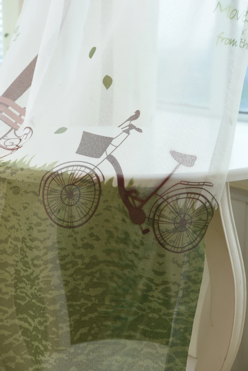 2960968852_1042572061