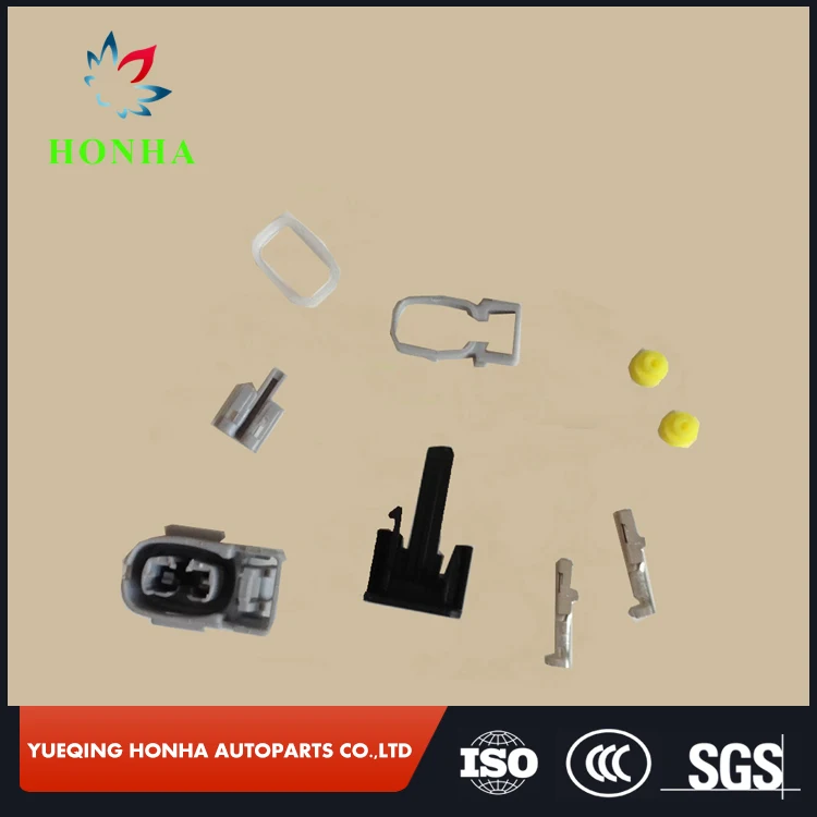 

Бесплатная доставка, Двухсторонний черный топливный инжектор, автомобильный разъем 90980-11246 7283-8226-30