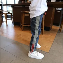 Джинсовые брюки для мальчиков г., весенне-осенние детские штаны Свободные повседневные штаны для больших мальчиков модная весенняя одежда в Корейском стиле для малышей