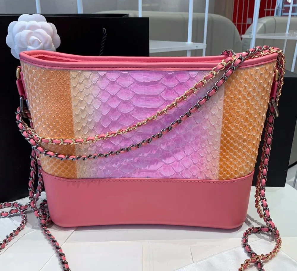 1553256967_606729399_1