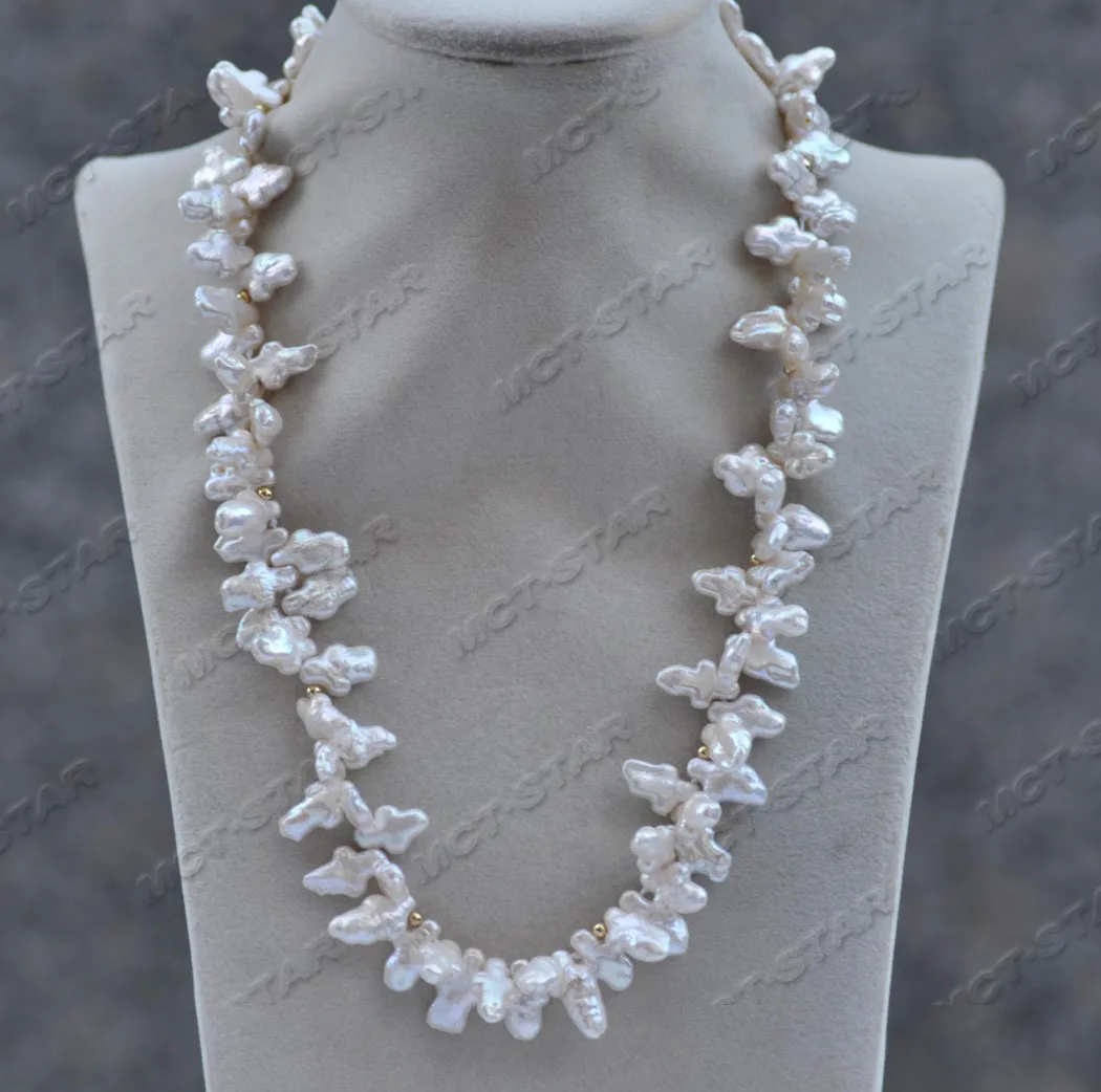 Z11700 20" 17mm White Little Cross Pearl Necklace