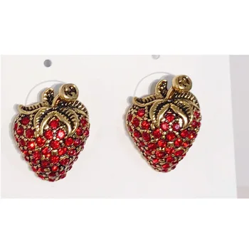 

2020 NEW Letter G Brand Fashion Jewelry Strawberry RED Earrings for Women Party delicate White Strawberry Flash Drill