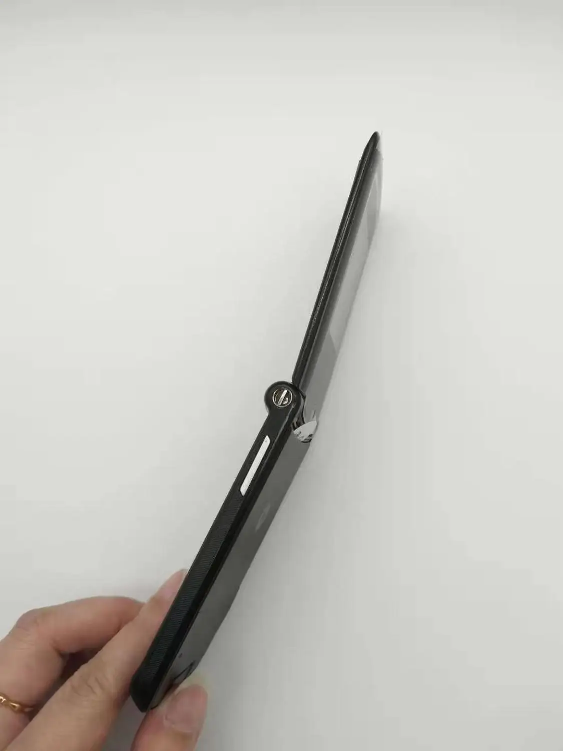 100% Original Luxury Version Motorola V8 Original Unlocked GSM Flip Bluetooth MP3 FM Radion Mobile Phone Free shipping