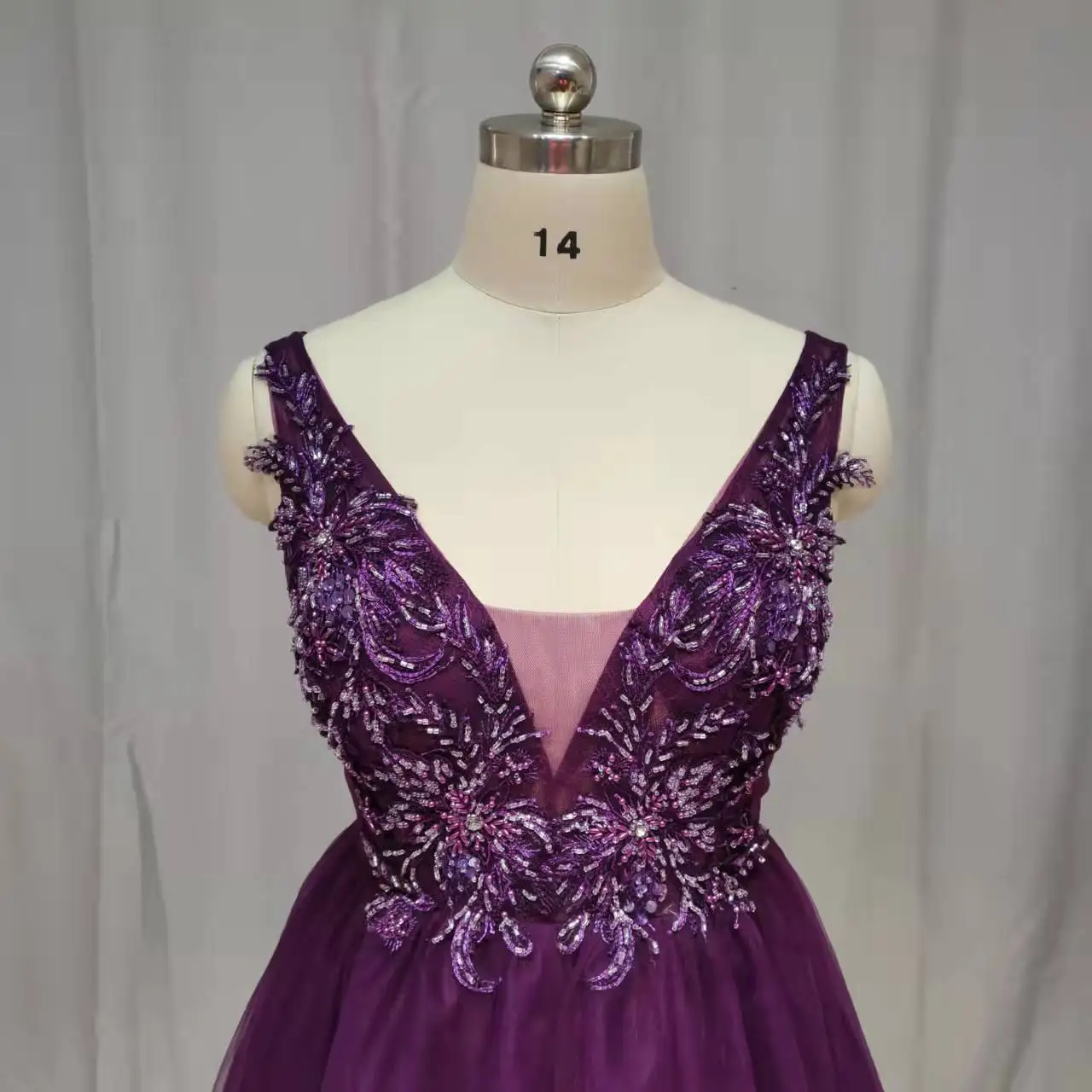 Beaded Prom Dresses Plus Size Purple V Neck Tulle Sleeveless Evening Gown Customer Made A-line Lace Up Backless Vestido De plus size prom & dance dresses