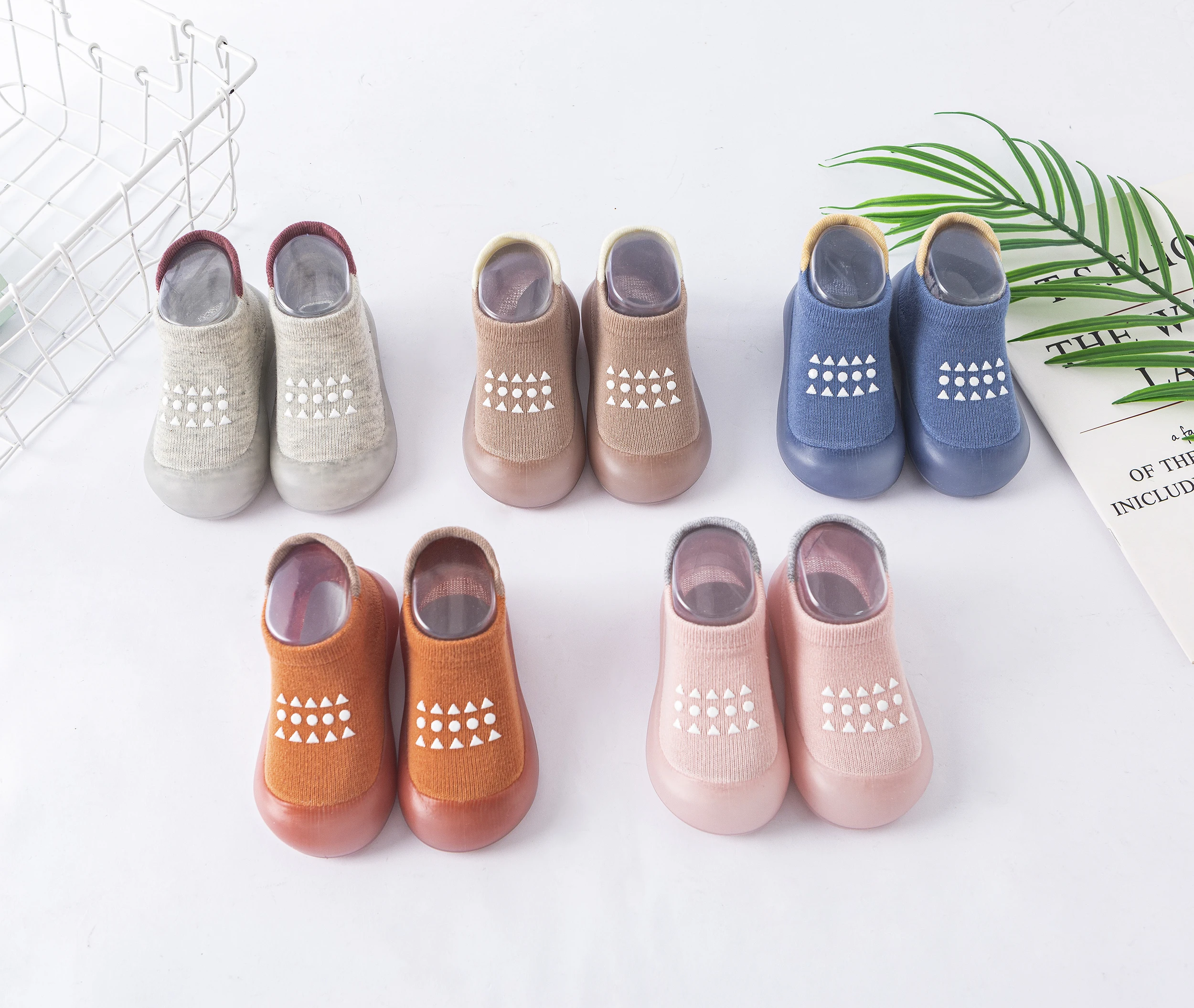 2021 Autumn Baby Toddler First Walking Sock Shoes  Girls Boys Soft Sole Non Slip Cotton Breathable Lightweight Slip-on Sneakers