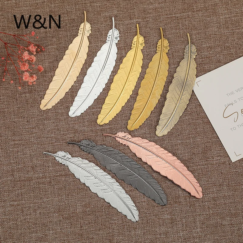 1pcs Vintage Metal Bookmark Gold Feather Design Book Markers Accessories for Students Kawaii School Stationery Teacher Gift |