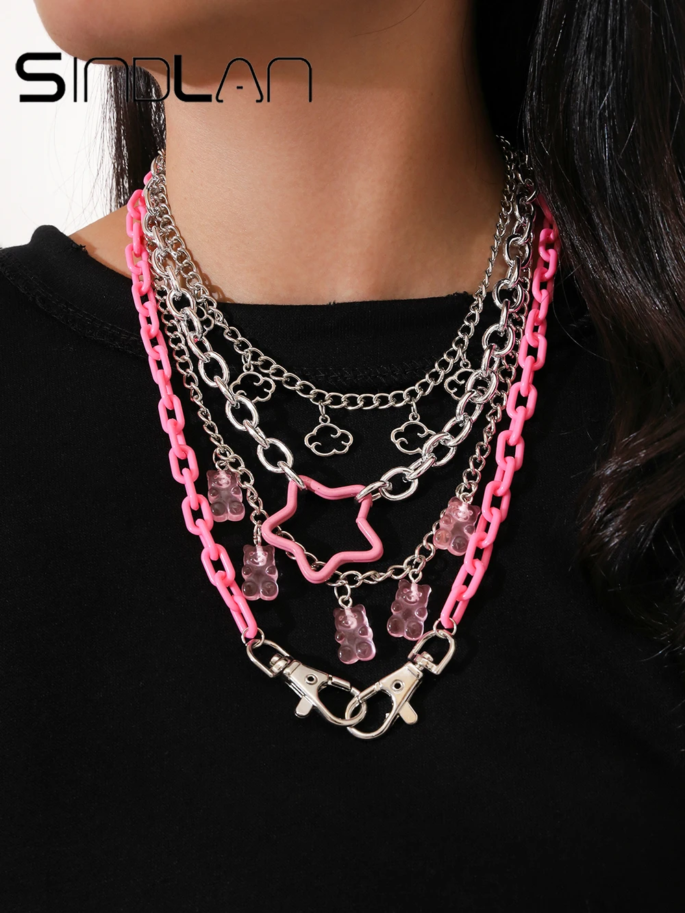 4Pcs Anhänger Halskette Set für Frauen Suspension Übertreibung Silber Farbe Wolke Lustige Kpop Rosa Bär Kette Weibliche Handarbeit Schmuck