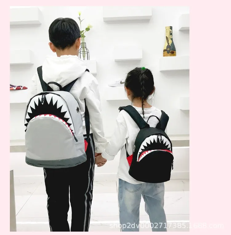 

Cute Fashion Shark Children Backpack School Bag Young STUDENT'S Fashion Baby Nursery Young STUDENT'S Book