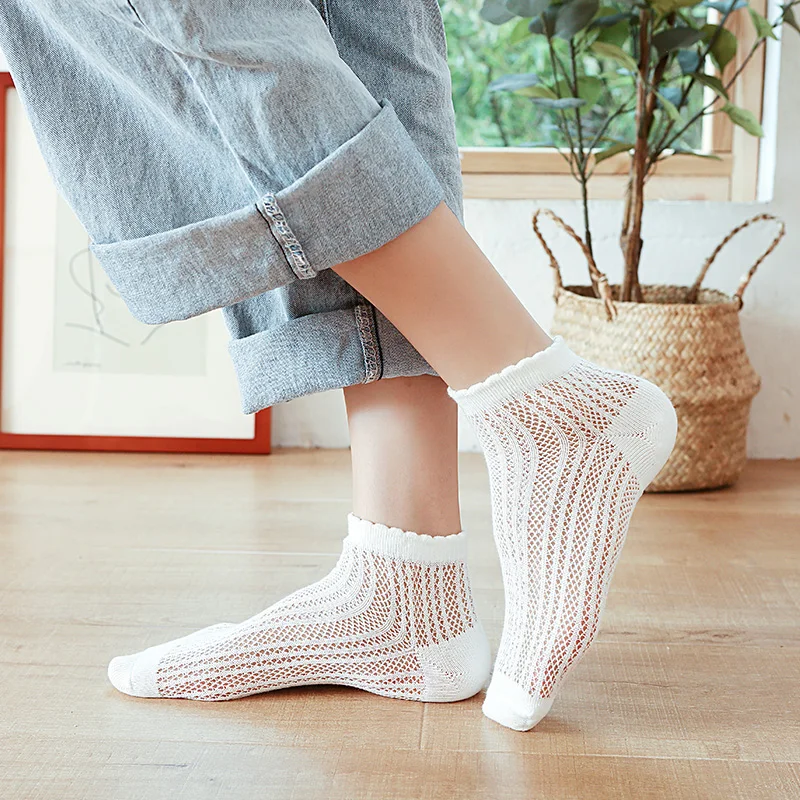 5 Pairs Women s Ankle Socks Winter Lace Frilly Non Slip Crew Socks Low Cut  Warm Ankle Boot Socks for Ladies