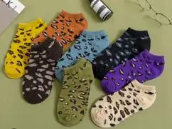 Женские модные носки с леопардовым принтом зимние теплые винтажные носки Harajuku в стиле ретро для девочек, рождественский подарок, Лидер продаж на осень, k2725