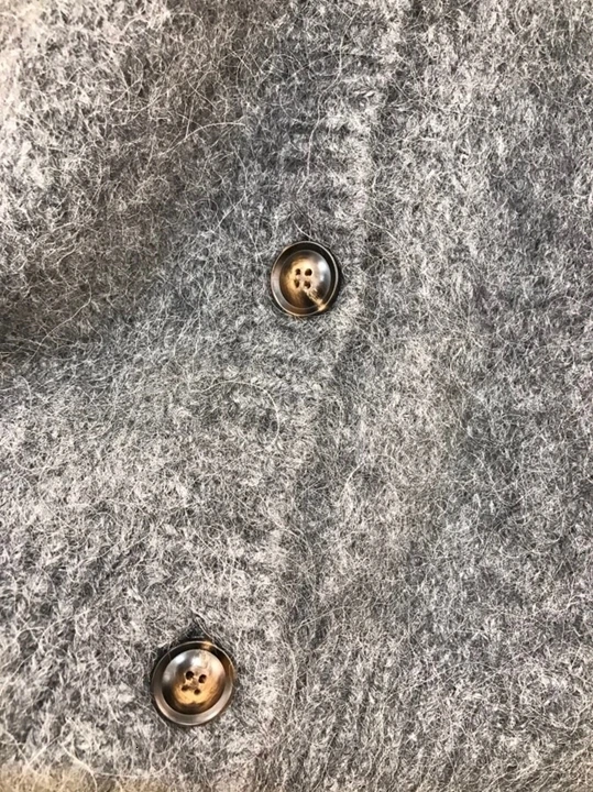 autumn Early new woman V-collar irregular patchwork yarn pure color button loose cardigan knitted shirt 1008