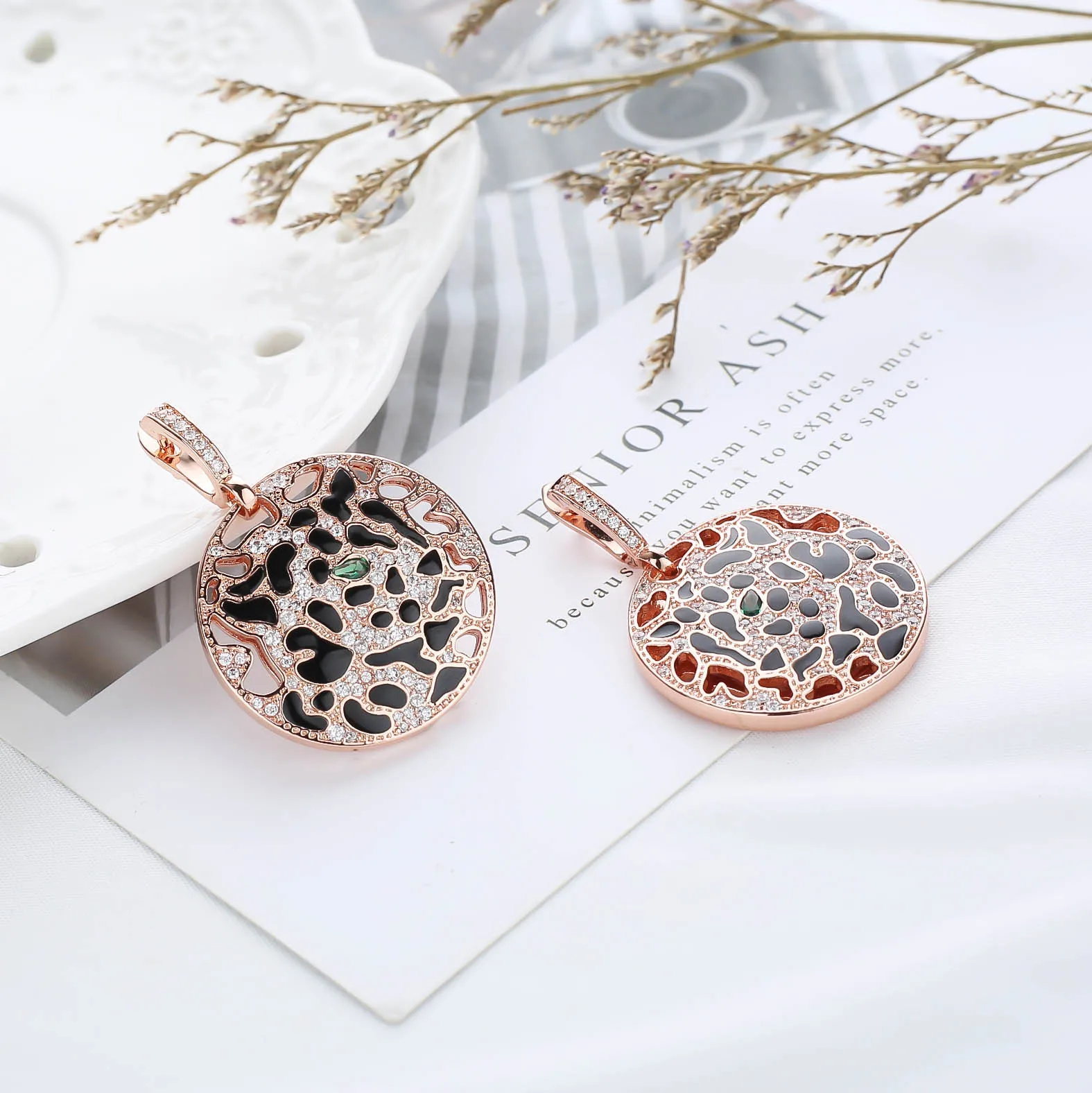 Новые дизайнерские вечерние ювелирные изделия с кубическим цирконием Висячие серьги для женщин