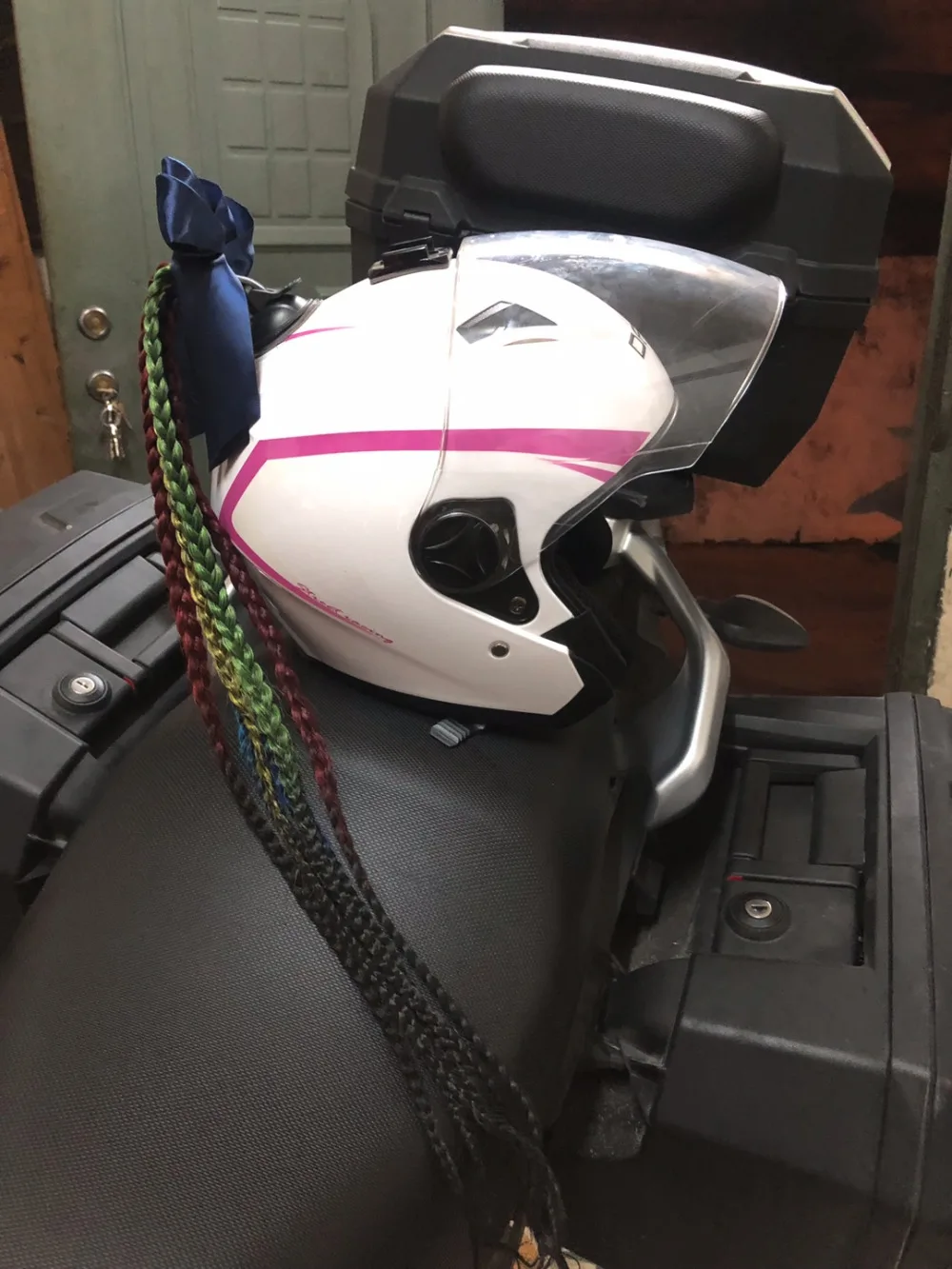 Cool personality motorcycle balance car helmet men's dirty plait ladies helmet retro plait decoration ideas