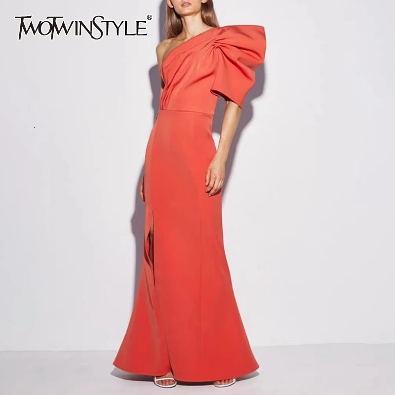 

TWOTWINSTYLE Sexy Ruched Dress Female Asymmetrical Collar Puff Sleeve High Waist Side Split Dresses For Women Fashion 2019 Tide