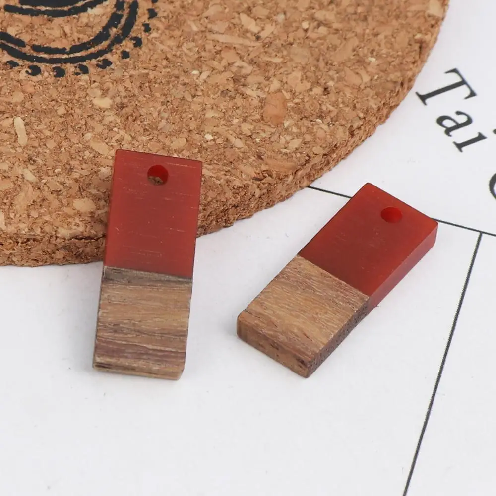 

8Seasons Fashion Natural Wooden Effect Resin Pendant Charms Rectangle Geometric Dark Green Jewelry DIY Charms, 5 PCs