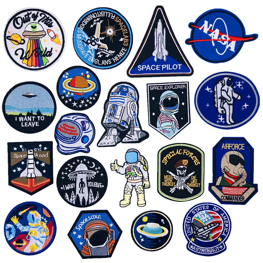 

1 PCS UFO Alien Patches Astronaut Planet Embroidery Iron On Universe Parches For Clothing DIY Applique Badge Iron On Patches